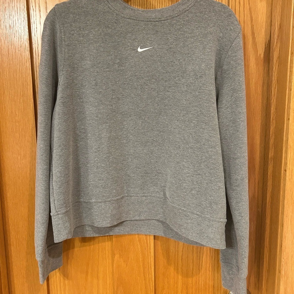 Women's Gray Crewneck Nike Swoosh‎ Logo Pullover Sweatshirt Size Large